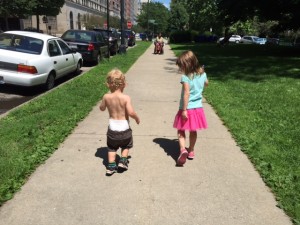 Come on, El... this way!